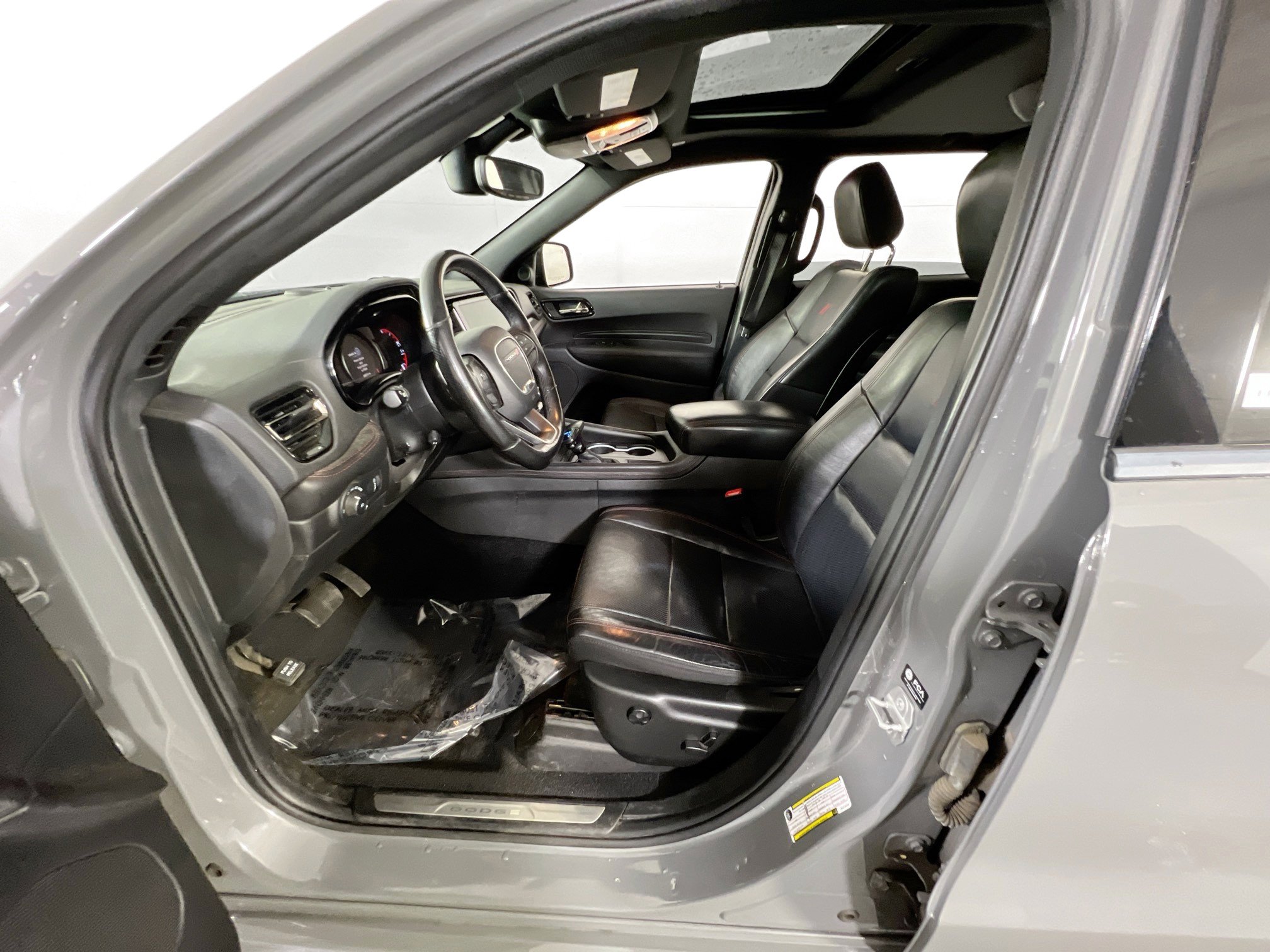 Used 2022 Dodge Durango R/T w/ Blacktop Package AWD/4WD image 21