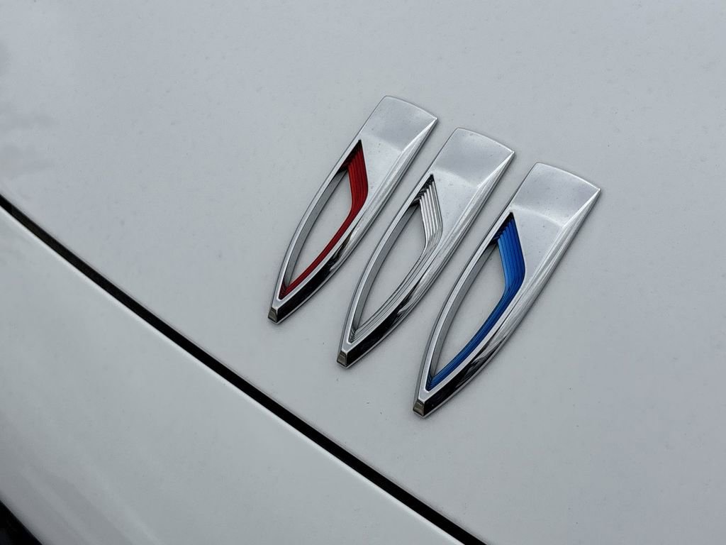 New 2026 Buick Envision Sport Touring image 32