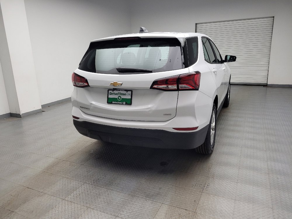 Used 2022 Chevrolet Equinox LS w/ LPO, Floor Liner Package image 7