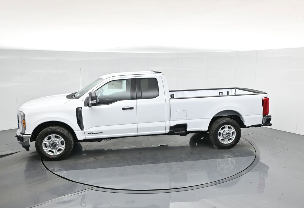 New 2026 Ford F350 XLT image 46