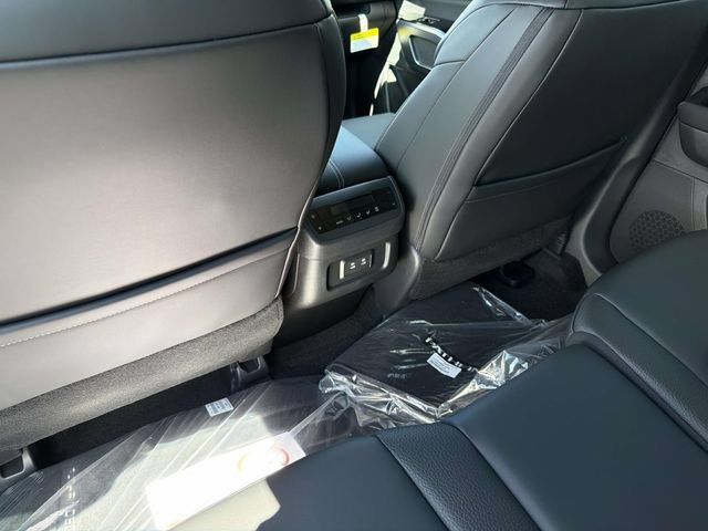 New 2026 Nissan Pathfinder SL AWD/4WD image 11