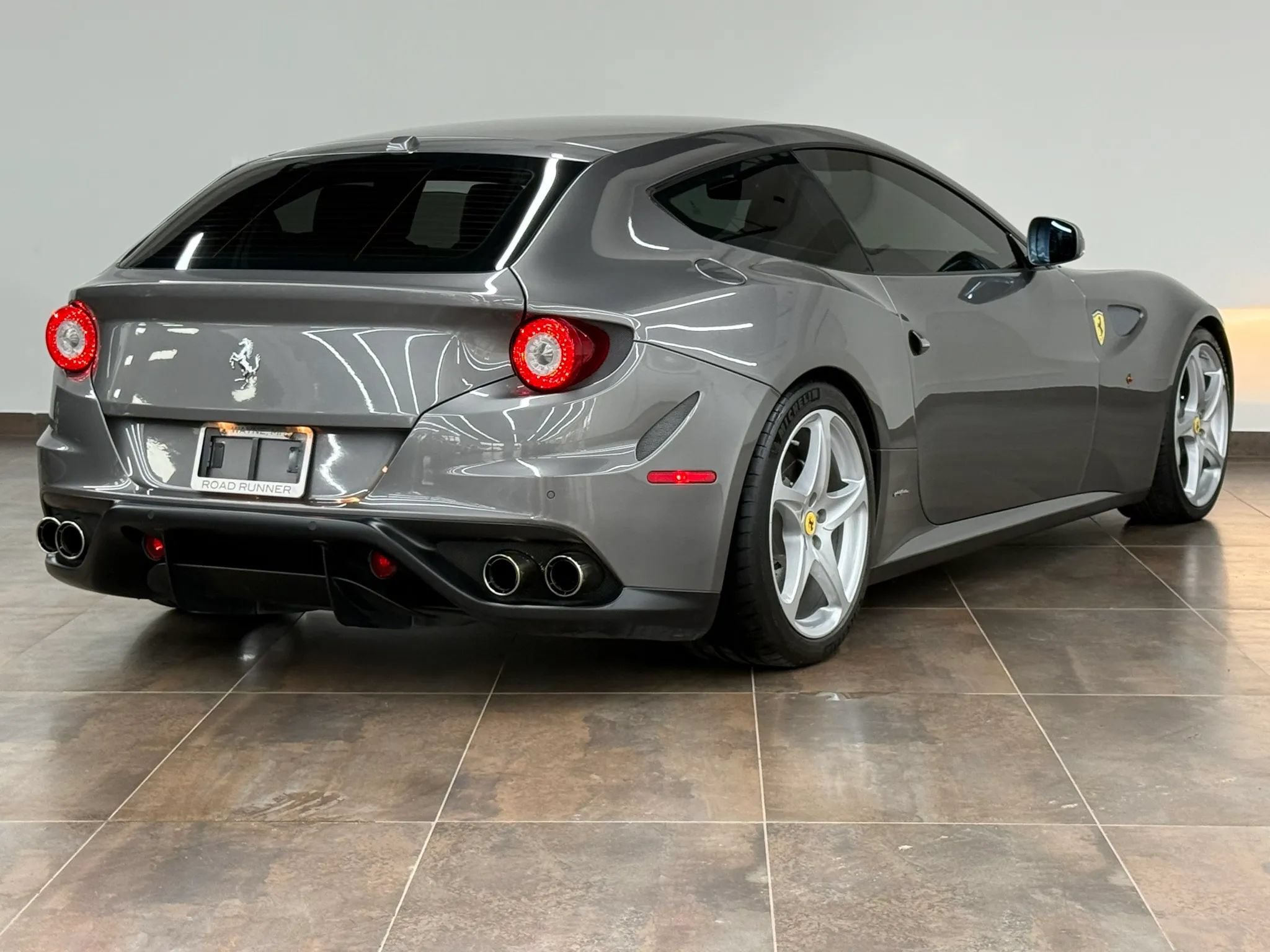 Used 2012 Ferrari FF AWD/4WD image 11