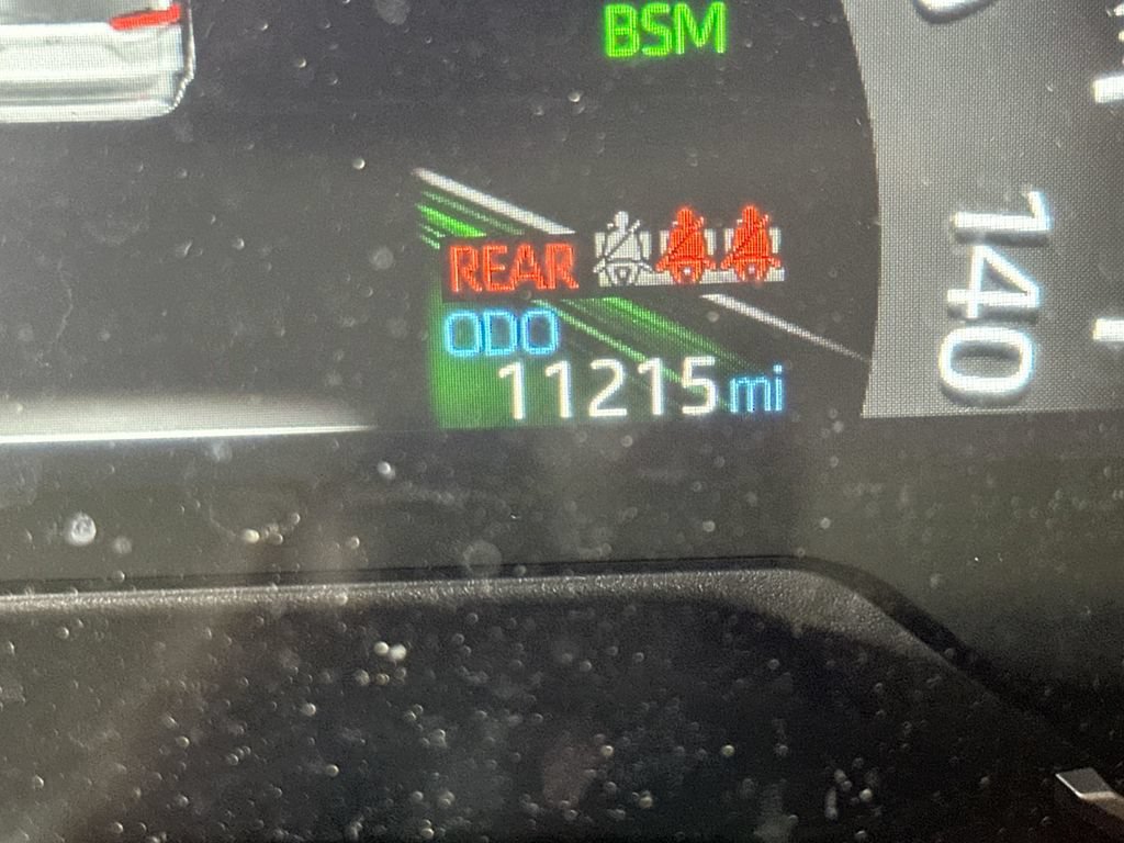 Used 2025 Toyota RAV4 XLE FWD image 33