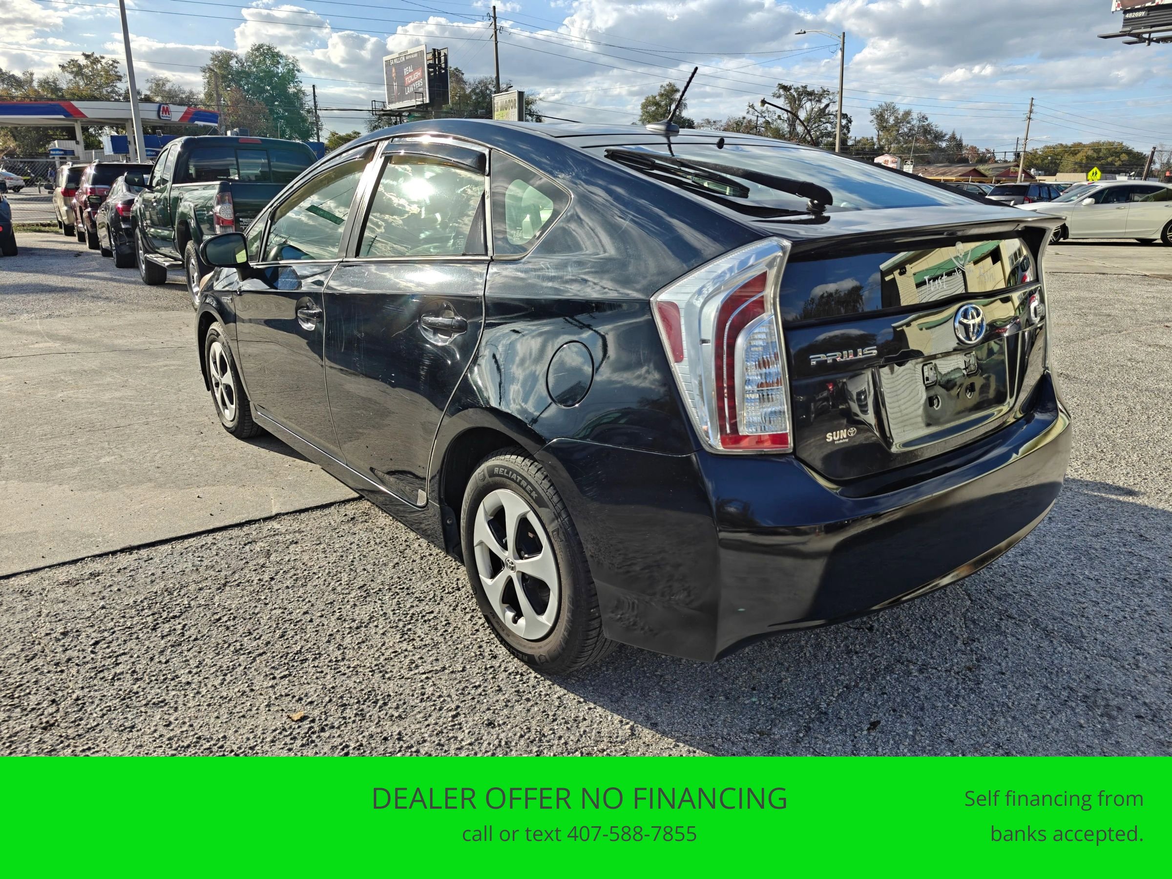 Used 2013 Toyota Prius Three image 3