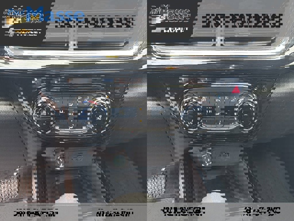 Certified 2025 Chevrolet Trax ACTIV w/ Sunroof Package image 14