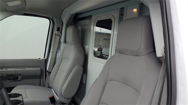 New 2026 Ford E-350 and Econoline 350 Super Duty image 21