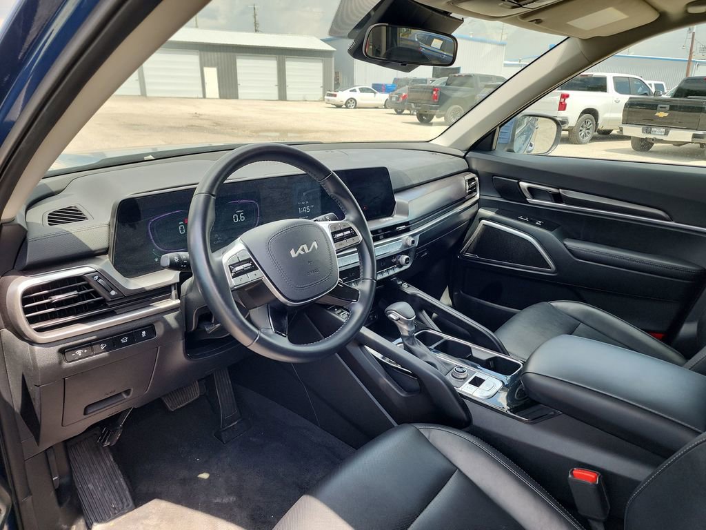 Used 2025 Kia Telluride S AWD/4WD image 11