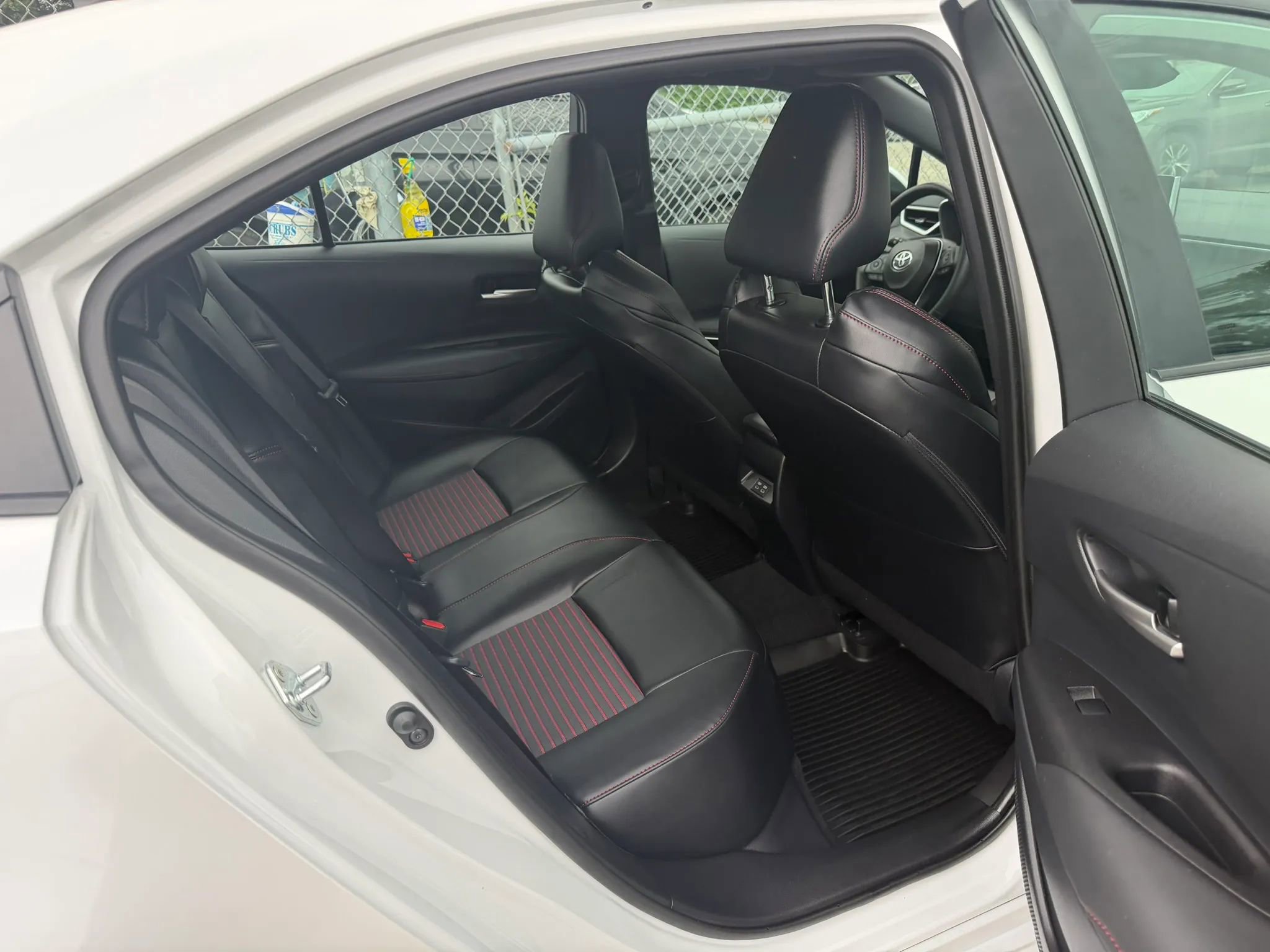 Used 2025 Toyota Corolla XSE FWD image 26
