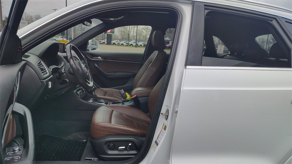 Used 2016 Audi Q3 2.0T Prestige w/ Prestige Package image 7