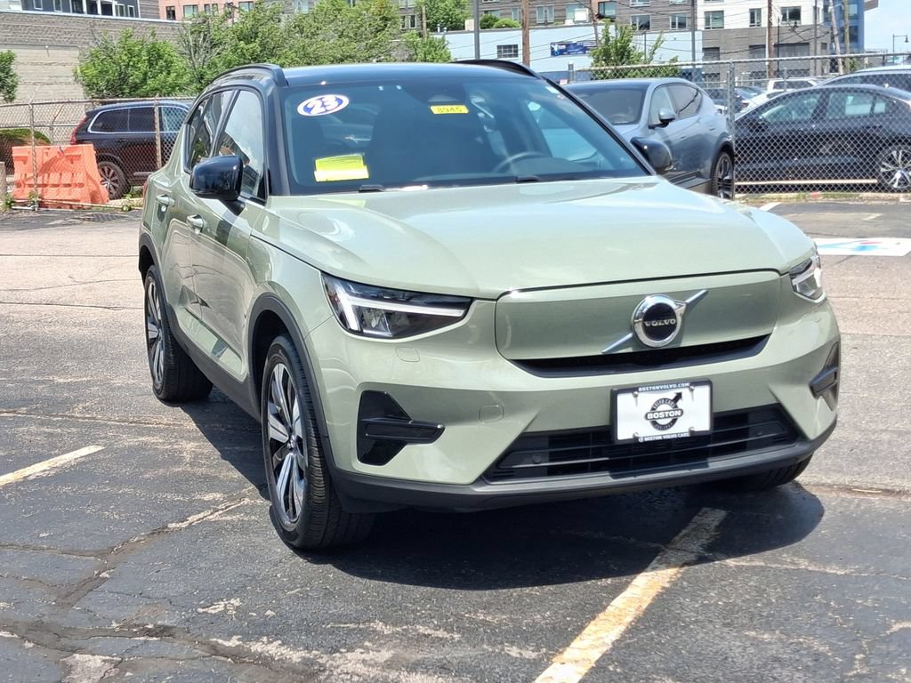 Certified 2023 Volvo XC40 Recharge Core w/ Protection Package Premier AWD/4WD image 2