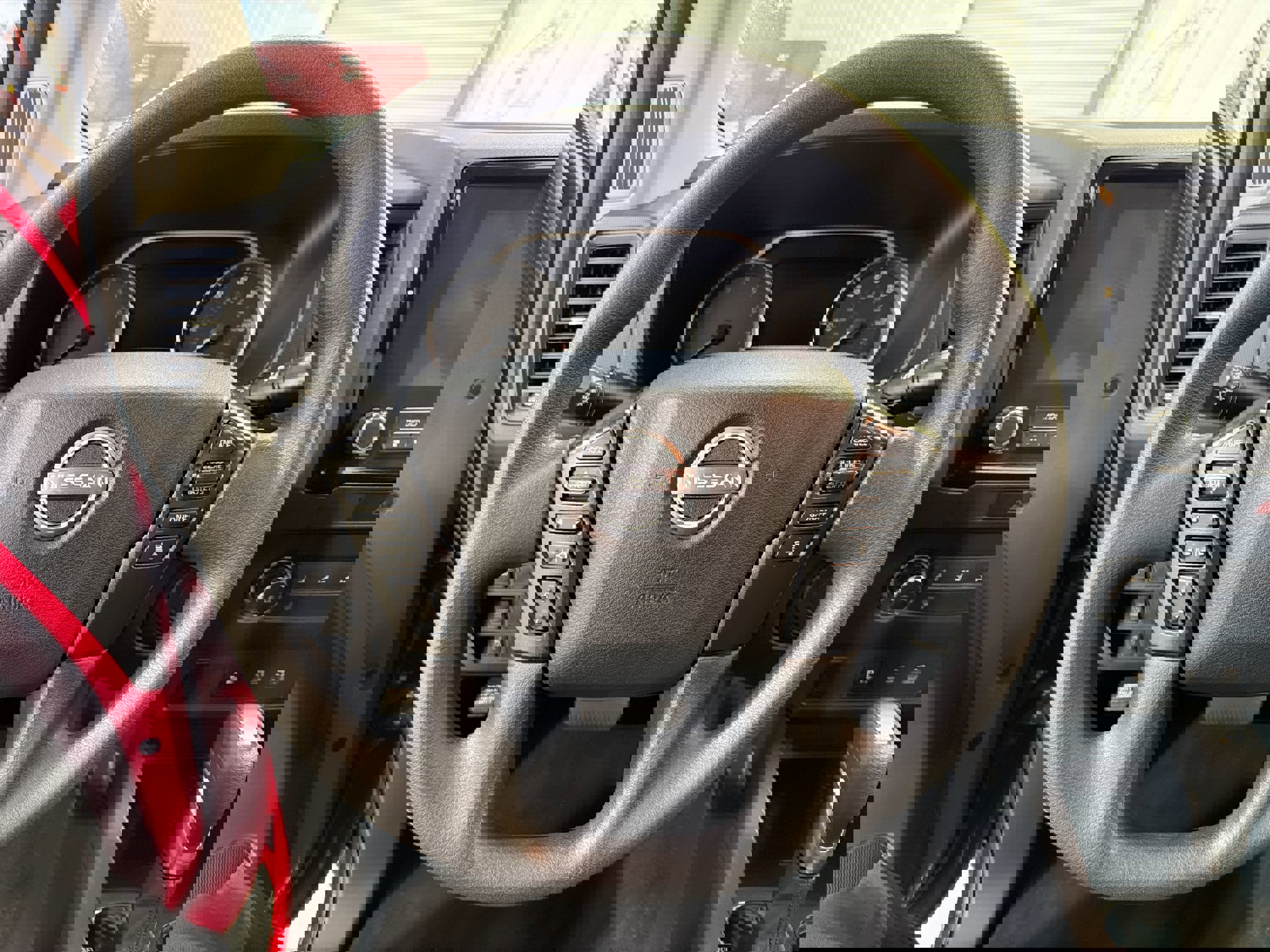 Used 2022 Nissan Frontier S w/ Technology Package image 13