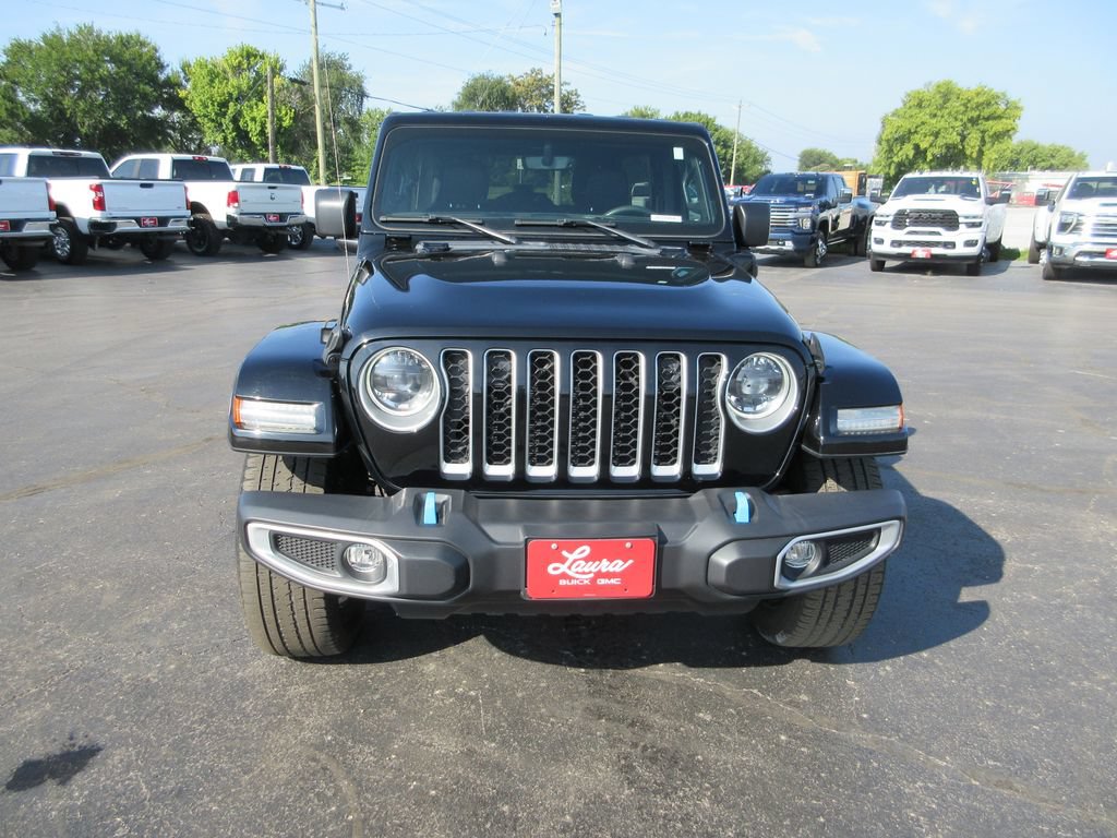 Used 2023 Jeep Wrangler Unlimited Sahara AWD/4WD image 13