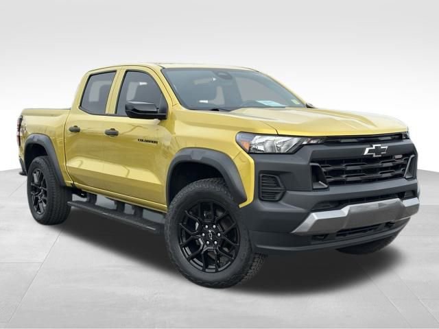 Used 2023 Chevrolet Colorado Trail Boss w/ LPO, Dark Essentials Package image 1