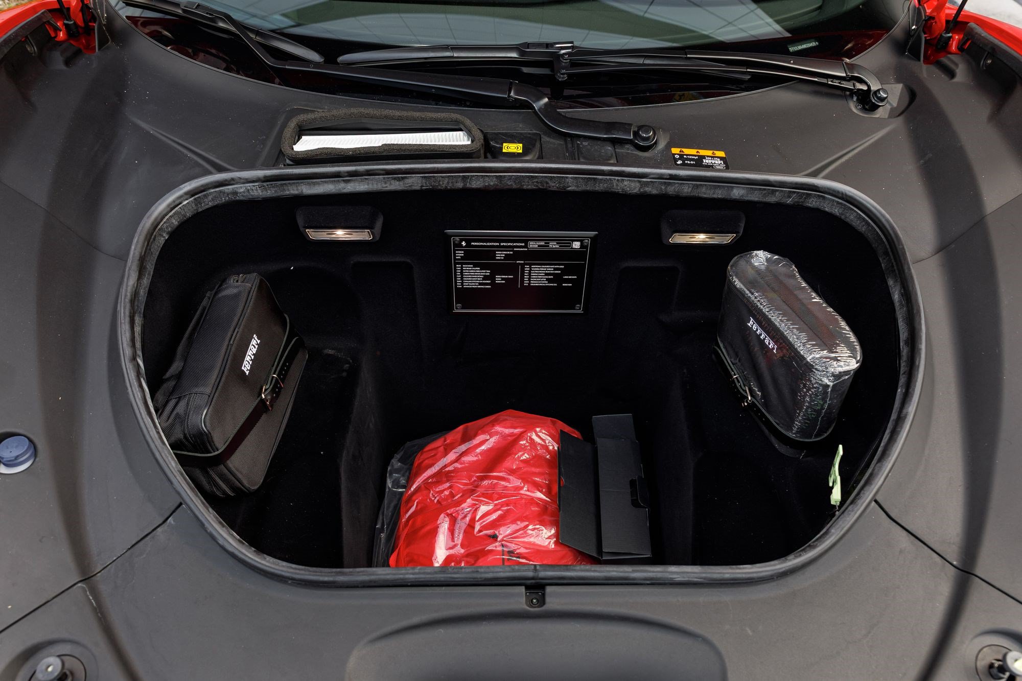 Used 2021 Ferrari F8 Tributo RWD image 9