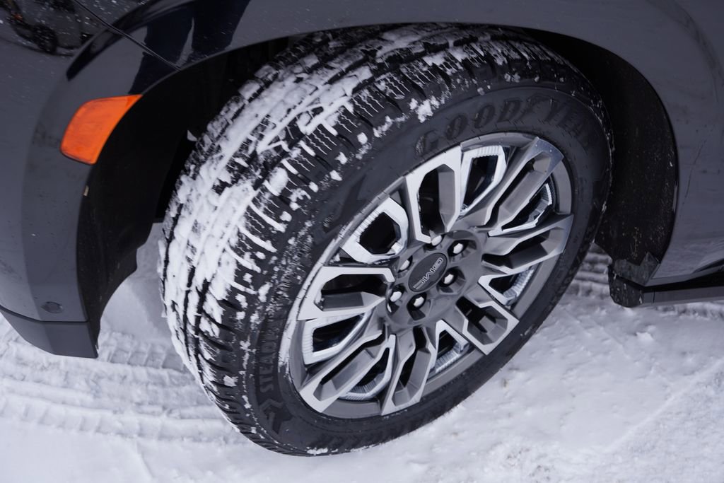 Certified 2024 GMC Yukon Denali Ultimate image 14