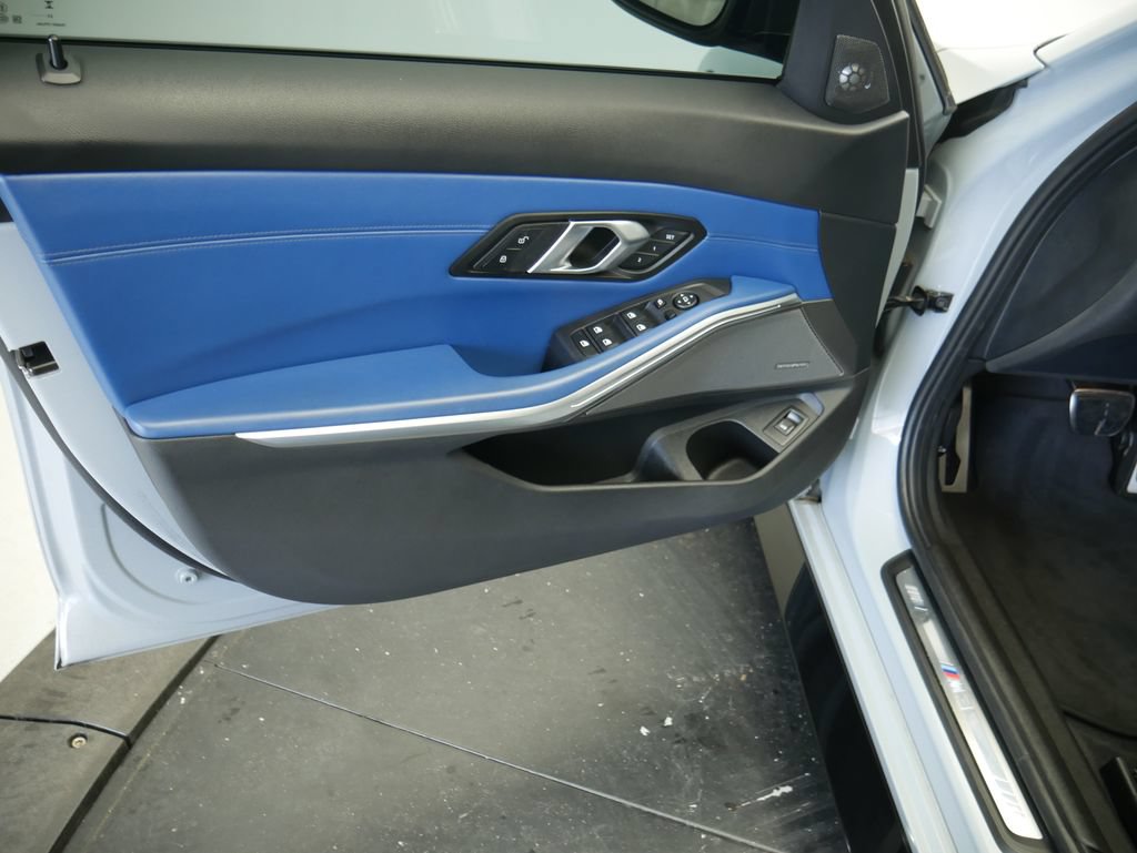 Used 2024 BMW M3 Competition w/ M Carbon Exterior Package AWD/4WD image 4