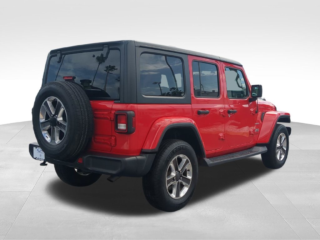 Used 2019 Jeep Wrangler Unlimited Sahara AWD/4WD image 3
