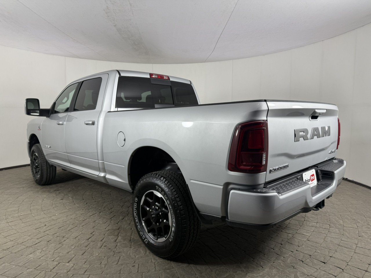 Used 2026 RAM 2500 Laramie AWD/4WD image 6