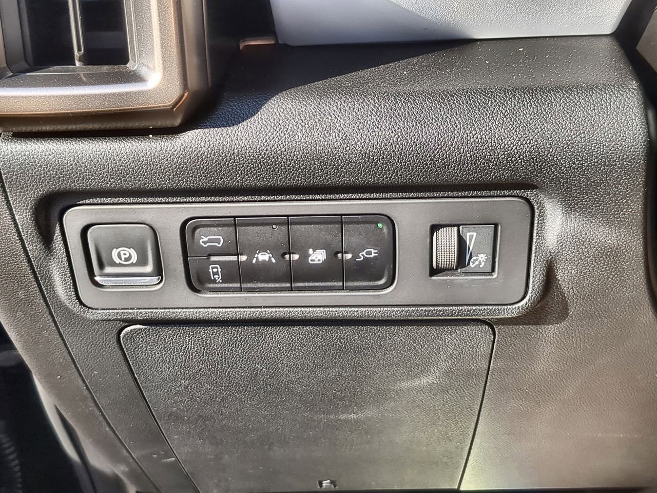 Used 2025 GMC Hummer EV 3X image 18