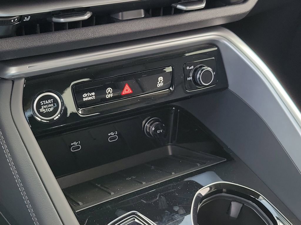 New 2025 Audi Q5 Premium image 14