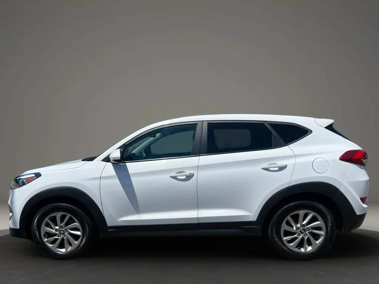 Used 2018 Hyundai Tucson SE AWD/4WD image 8