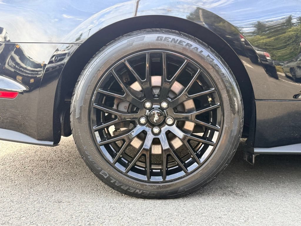 Used 2021 Ford Mustang GT Premium w/ GT Performance Package RWD image 28