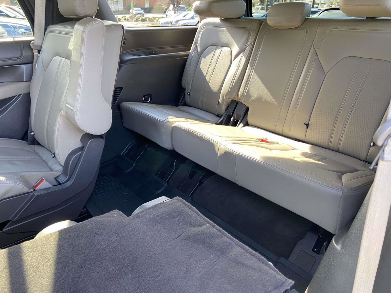 Used 2021 Ford Expedition Limited w/ Cargo Package image 5