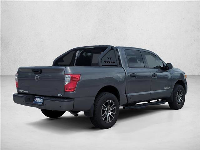 Used 2024 Nissan Titan SV image 5