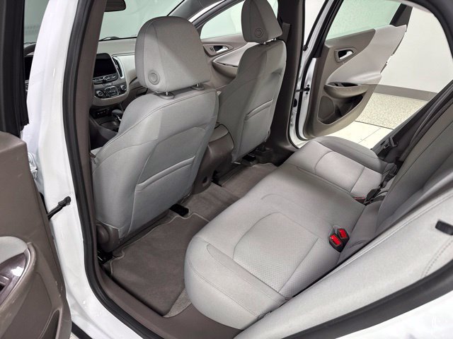 Used 2022 Chevrolet Malibu LS FWD image 21