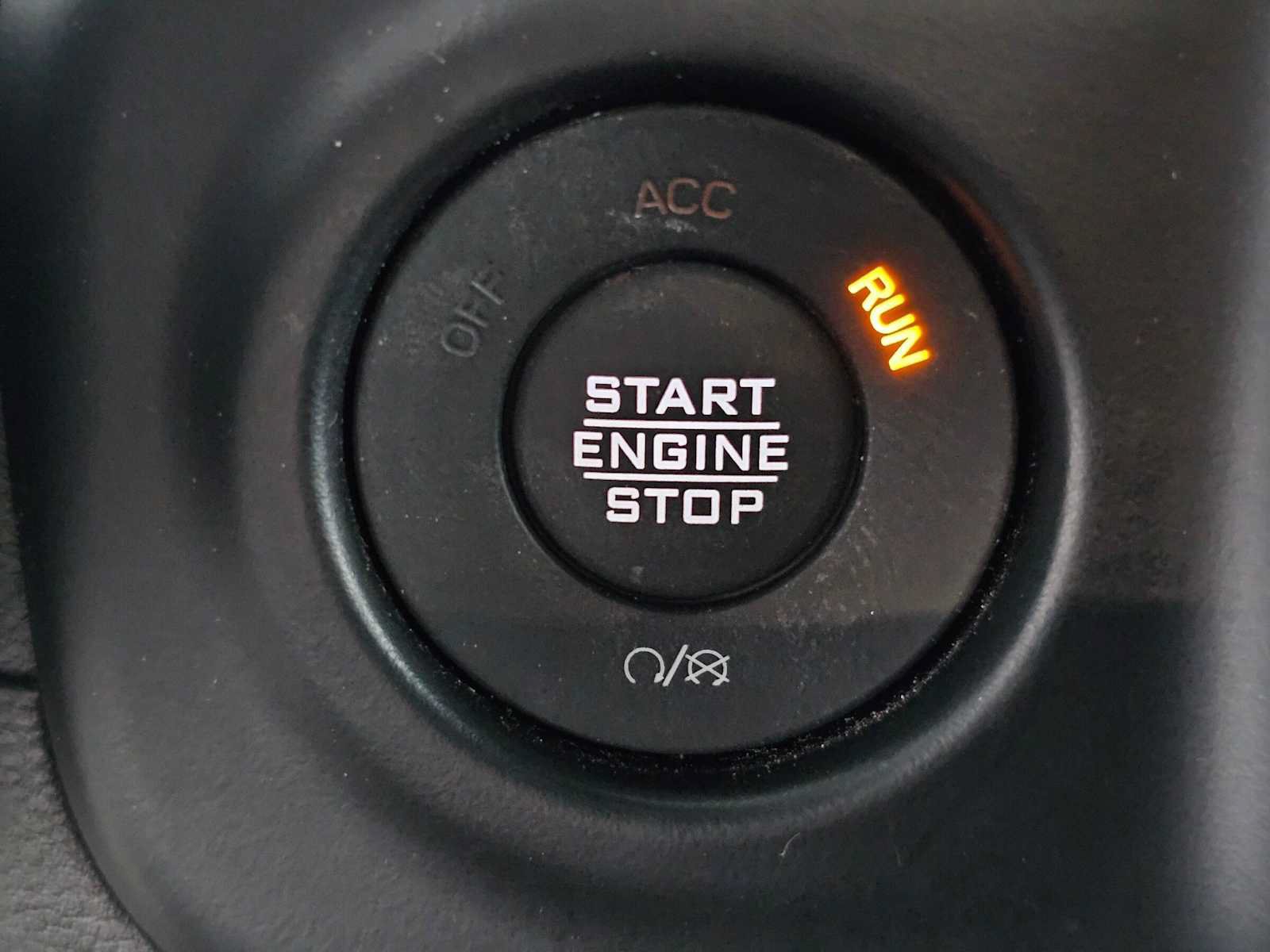 Used 2022 Jeep Wrangler Unlimited Sahara w/ Safety Group AWD/4WD image 29