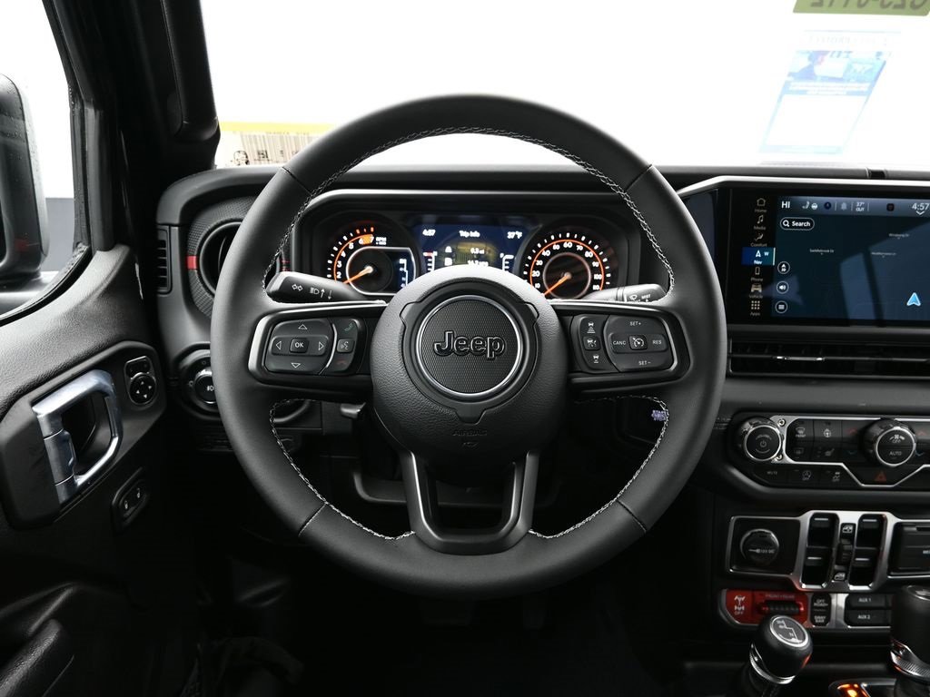 New 2025 Jeep Wrangler Unlimited Rubicon w/ Technology Group image 21