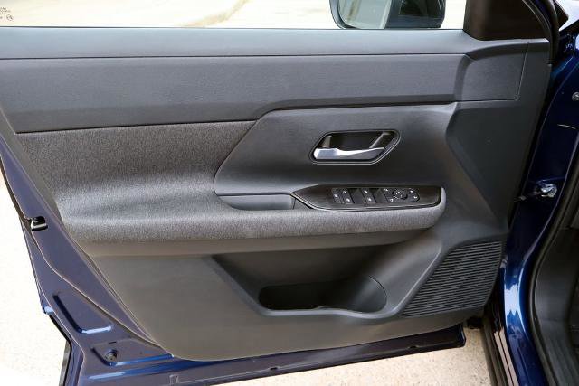 Certified 2026 Nissan Kicks SV w/ Charging Package FWD image 14