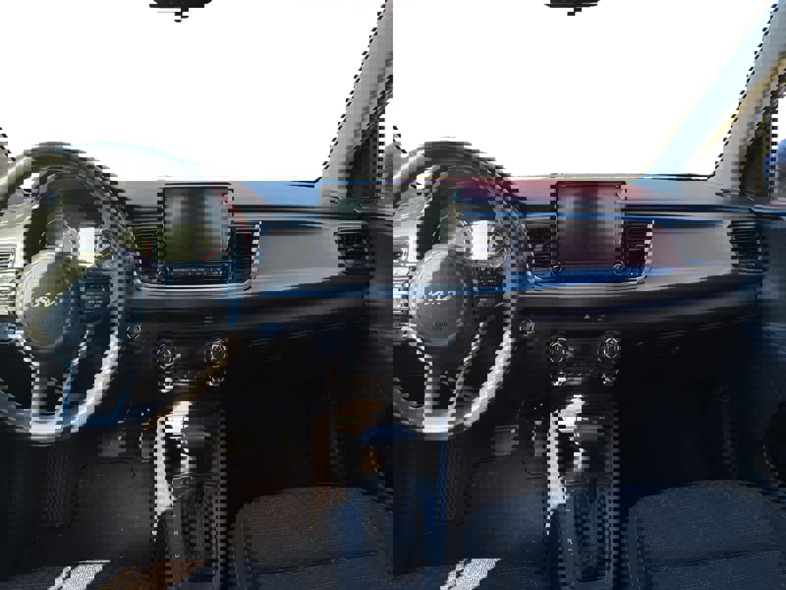 Used 2023 Kia Rio S w/ Technology Package image 10