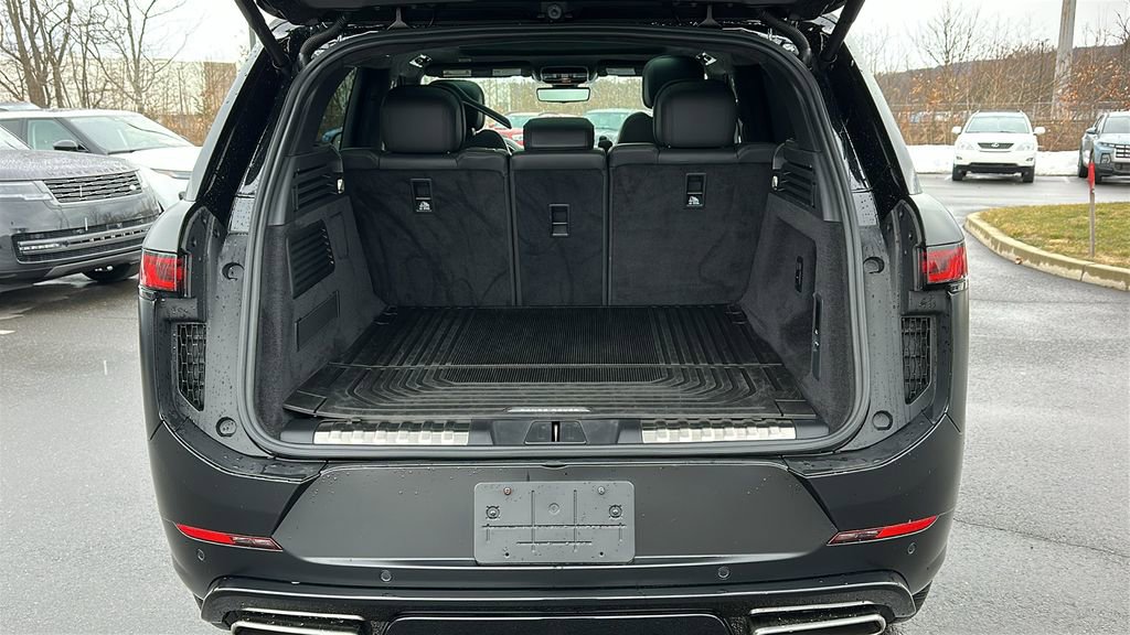 Certified 2025 Land Rover Range Rover Sport Autobiography image 27