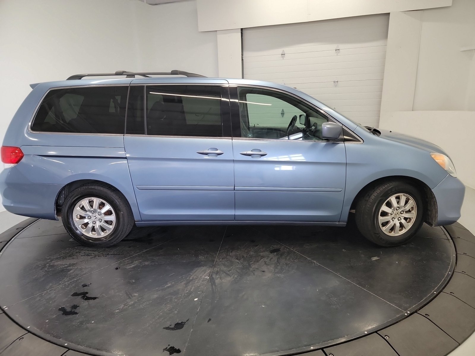 Used 2010 Honda Odyssey EX-L image 11