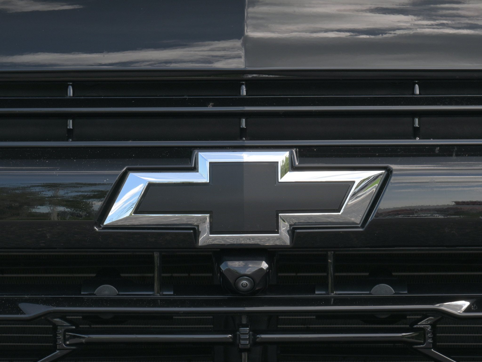 Used 2025 Chevrolet Suburban RST AWD/4WD image 45