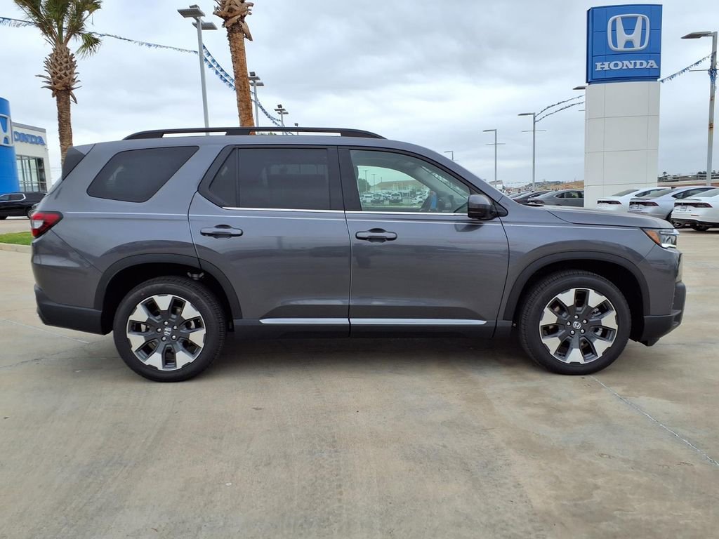 New 2026 Honda Pilot Touring image 8