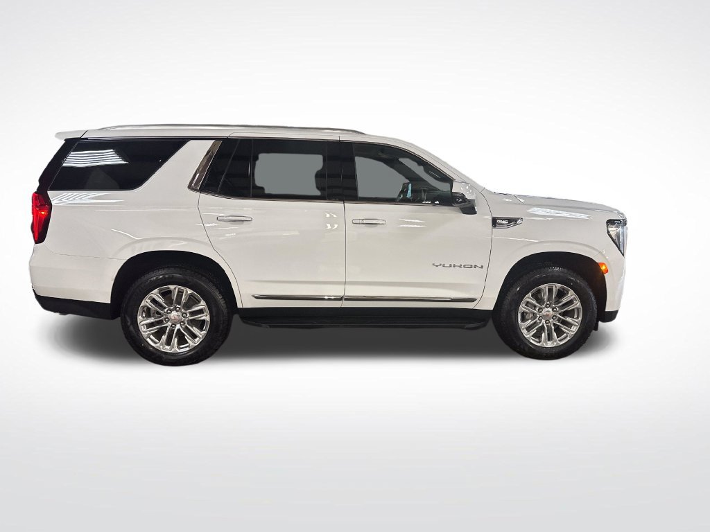 Used 2023 GMC Yukon SLT w/ SLT Premium Package AWD/4WD image 7