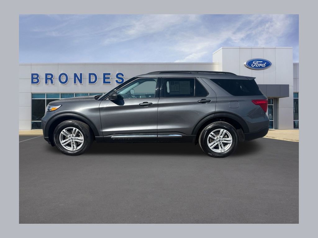 Used 2023 Ford Explorer XLT w/ Equipment Group 202A image 1
