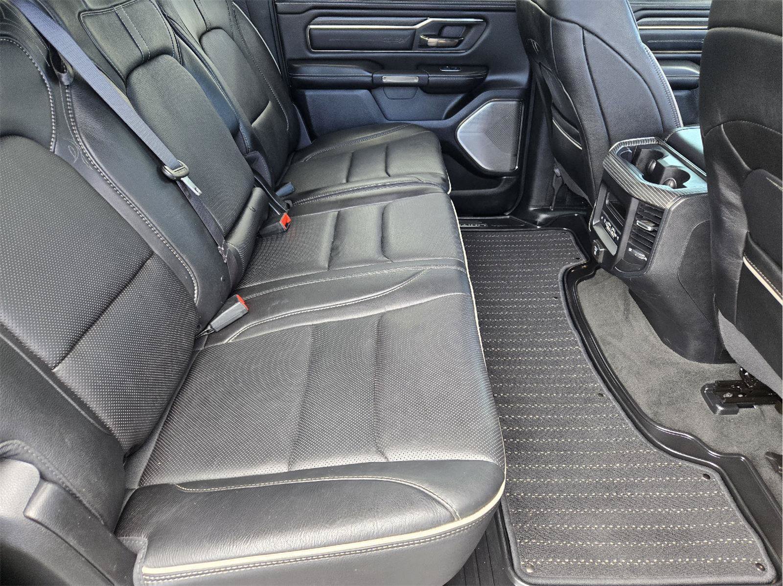 Used 2020 RAM 1500 Limited w/ Black Appearance Package RWD image 28