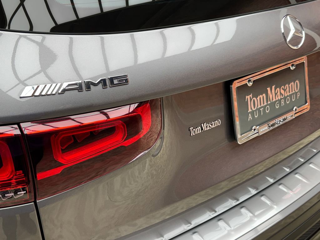Certified 2022 Mercedes-Benz GLB 35 AMG 4MATIC image 5