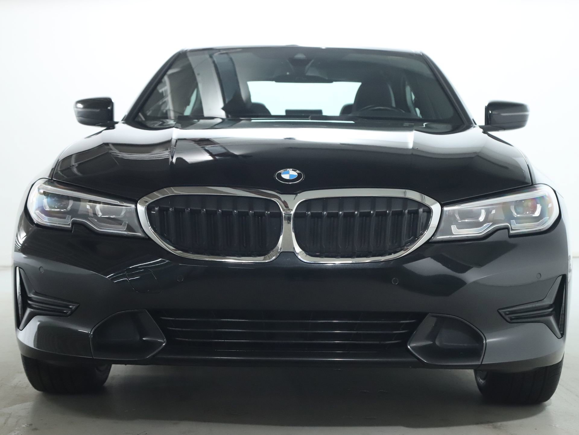 Used 2021 BMW 330e xDrive w/ Premium Package image 6