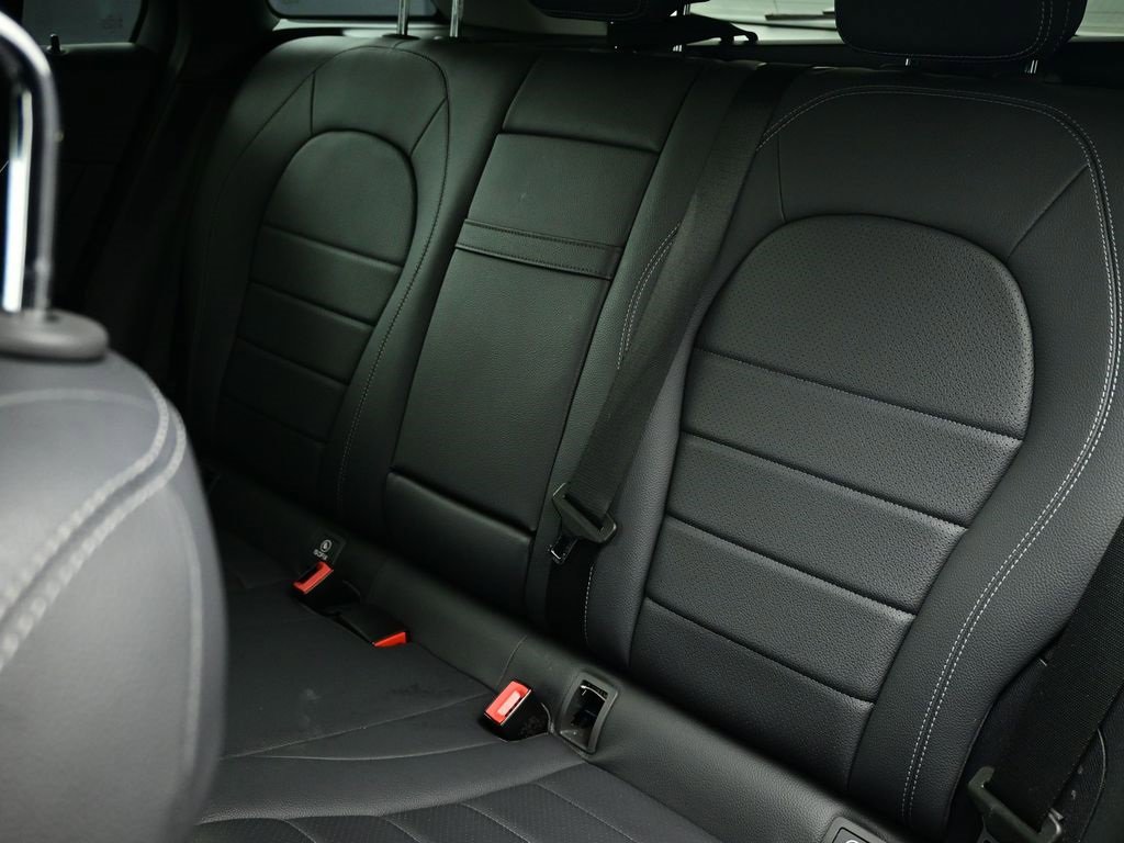 Used 2022 Mercedes-Benz GLC 300 4MATIC image 23