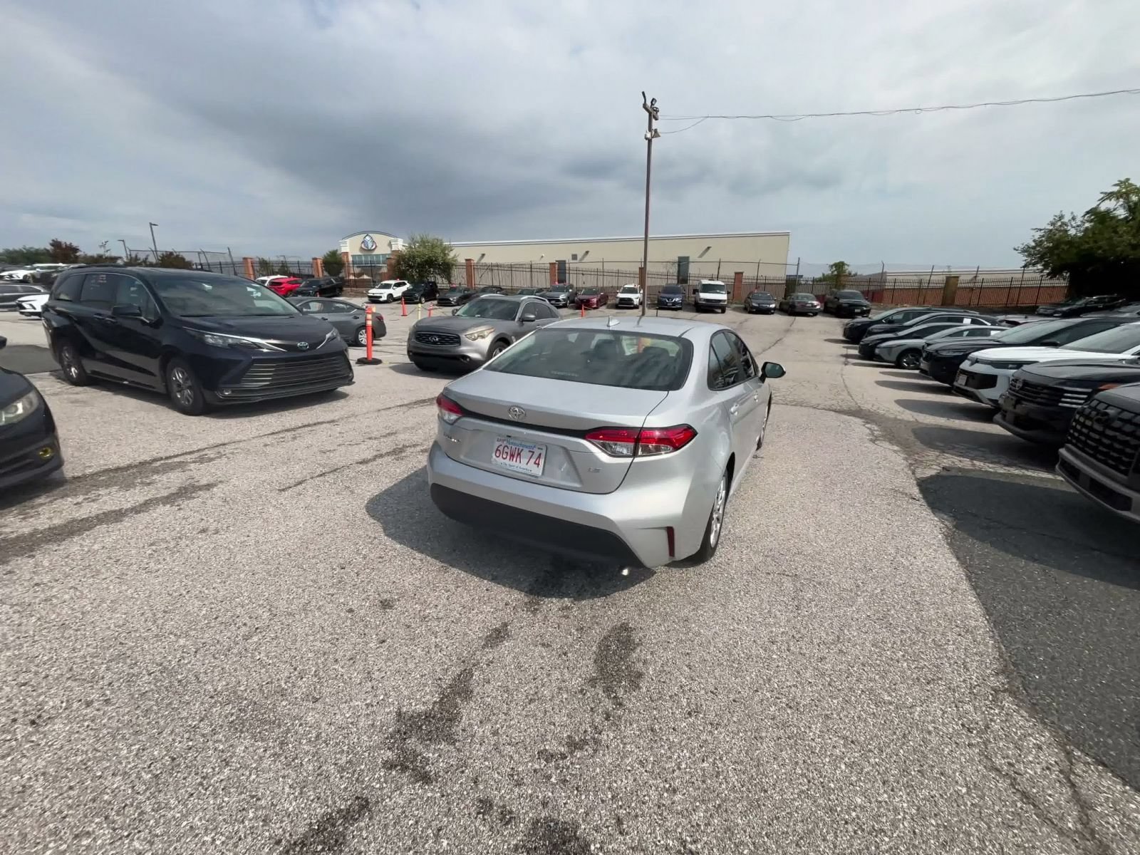 Used 2025 Toyota Corolla LE FWD image 14