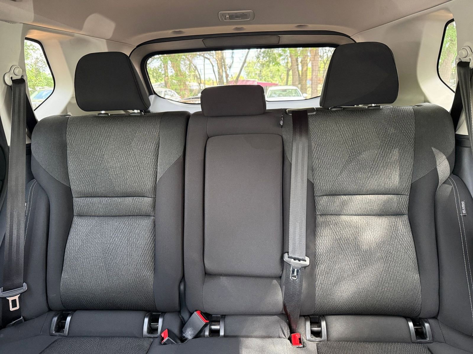 Used 2025 Nissan Rogue SV FWD image 37