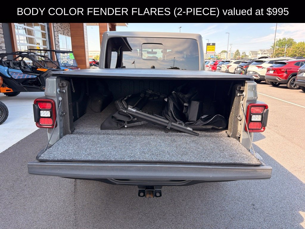 Used 2022 Jeep Gladiator Rubicon w/ LED Lighting Group AWD/4WD image 11