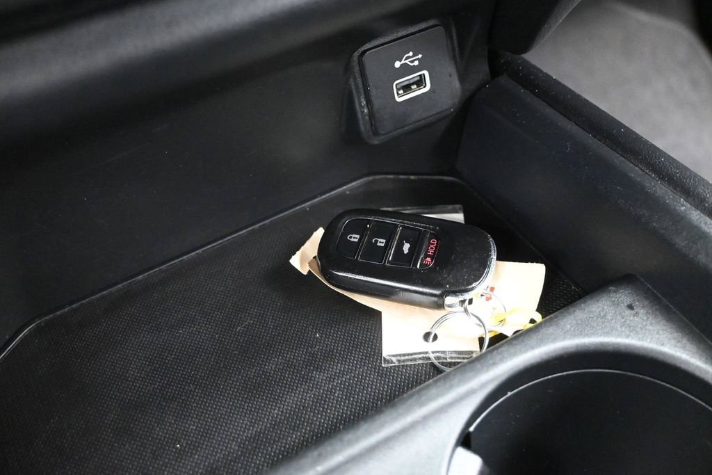 Certified 2024 Honda HR-V LX image 19