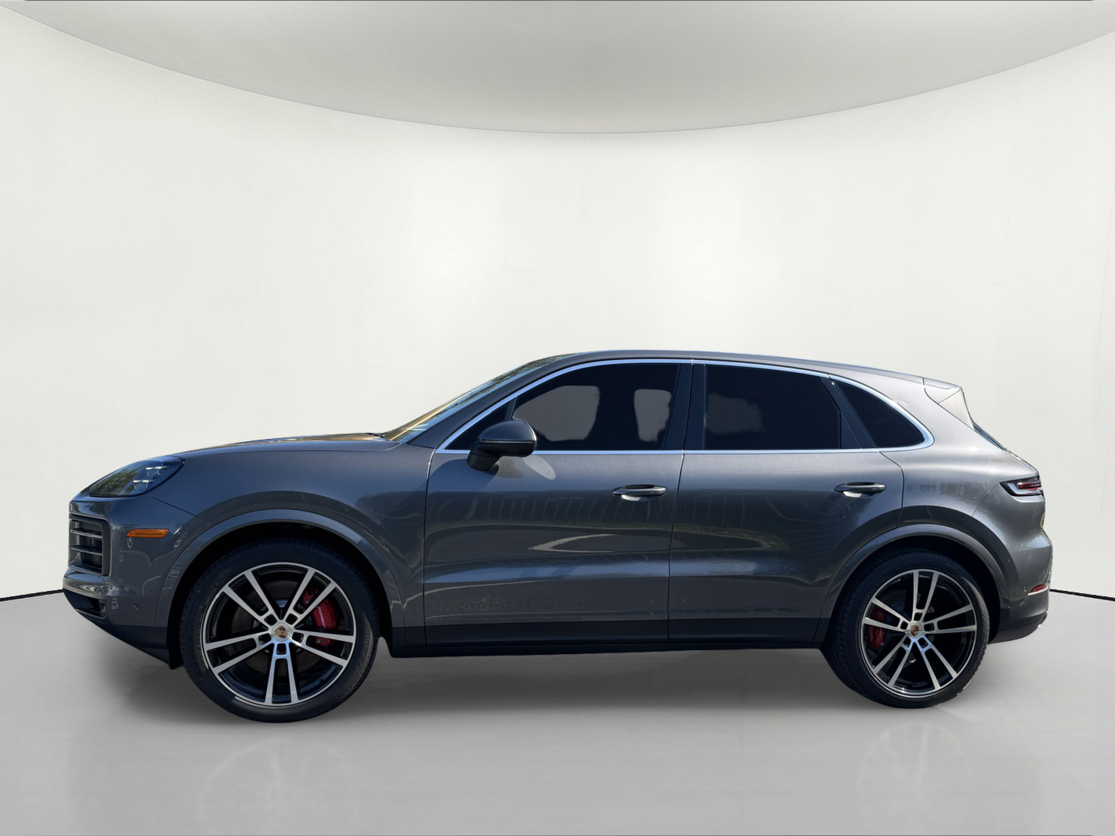 Certified 2026 Porsche Cayenne S AWD/4WD image 2