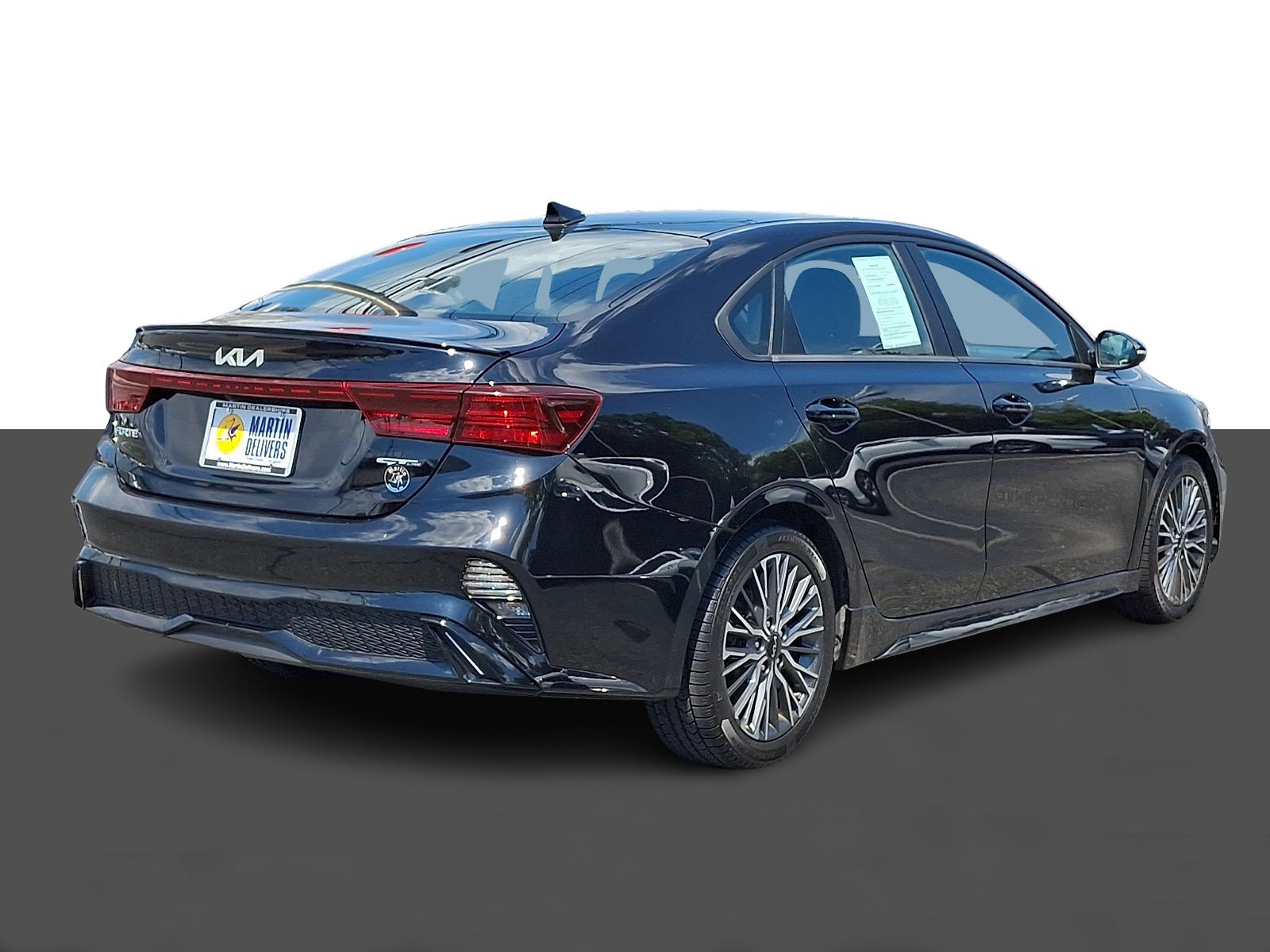 Used 2022 Kia Forte GT-Line w/ GT-Line Premium Package FWD image 6