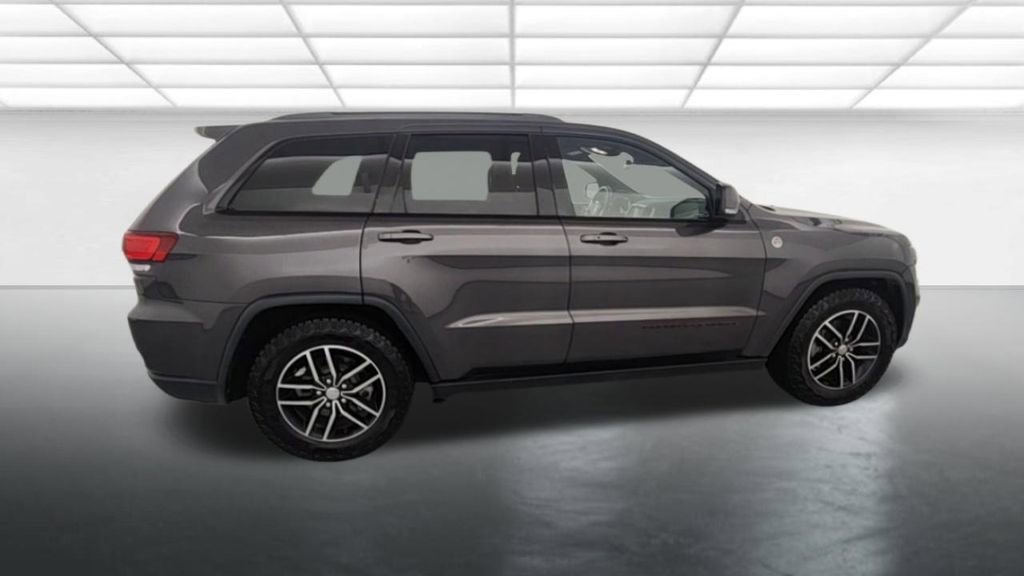 Used 2018 Jeep Grand Cherokee Trailhawk AWD/4WD image 8